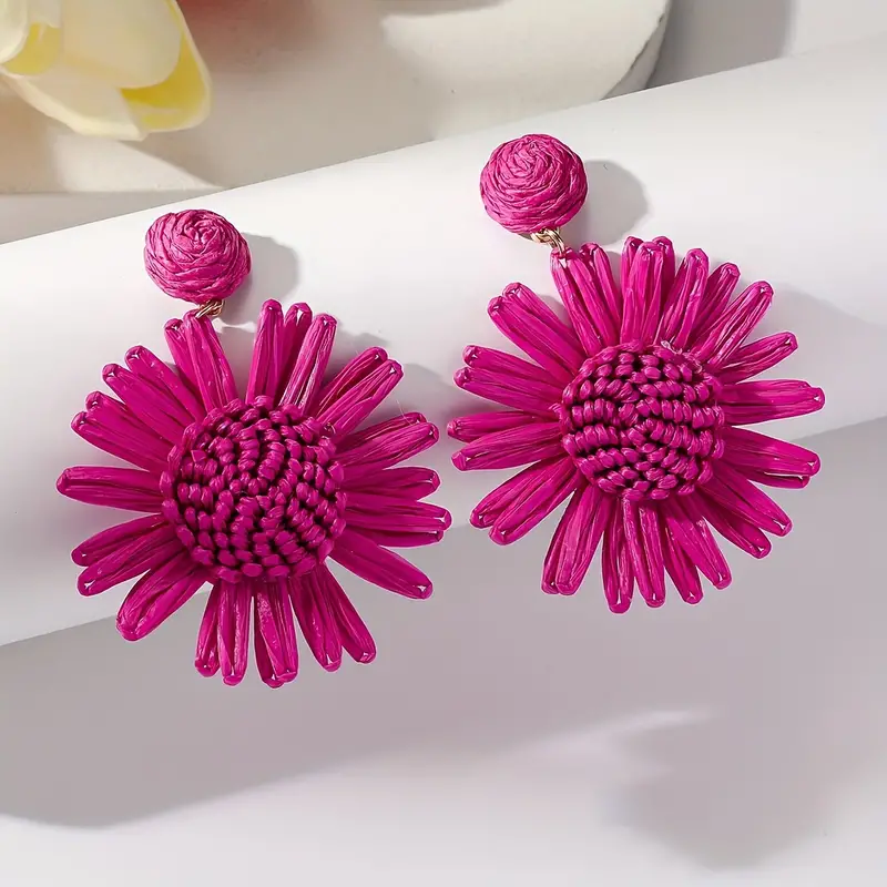 Hand-woven Raffia Sun Flower Dangle Earrings - Image 3
