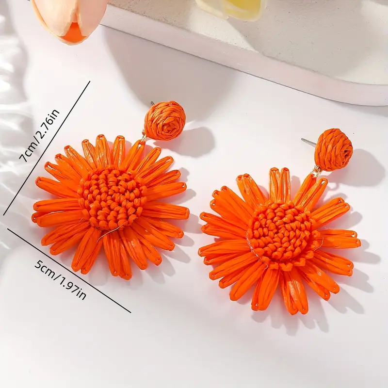 Hand-woven Raffia Sun Flower Dangle Earrings - Image 4