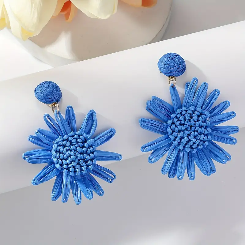 Hand-woven Raffia Sun Flower Dangle Earrings - Image 9
