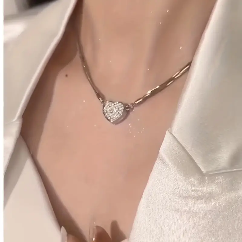 Luxury Heart-Shaped Zircon Multilayer Magnet Necklace - Image 3